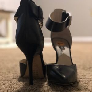 MK heels